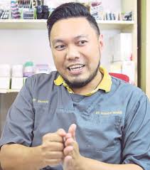 Terakhir, kami akan sedut kahak bagi menggalakkan bayi untuk mengeluarkan atau memuntahkan kahak. Ambil Serius Apabila Anak Selesema