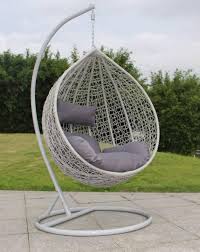 Whether you want to kick back and relax with garden sofa sets , fall in love with outdoor dining with bistro sets or give little ones their own. Hanging Egg Chair Single Swing Seat Garden Hammock Chair Briq