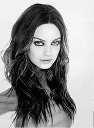 Bella Roxas (bellaroxas)