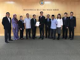 Untuk sebarang urusan, aduan dan cadangan sila hubungi kami. Jbsn Sabah No Twitter Kota Kinabalu 8 Jun 2018 Kunjung Hormat Pengarah Jabatan Belia Dan Sukan P Negeri Sabah Ybhg Encik R Effendi Bin Razali Kepada Menteri Belia Dan Sukan Sabah Yb