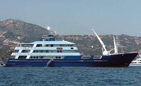 Briatore bot auch an, die instandhaltungskosten zu übernehmen. Flavio Briatore S 15m Yacht Force Blue Seized In Fraud Probe Daily Mail Online