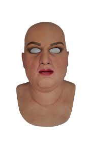 Betty Mask's Instagram, Twitter & Facebook