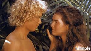 Mavi göl sevişme sahnesi