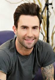 Cool Short Haircut For Men From Adam Levine Hairstyles Weekly Adam Levine Mens Hairstyles Cool Hairstyles