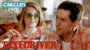 Șoferul de taxi este studiul unui personaj alarmant de plauzibil, travis bickle, veteran al războiului din vietnam, care suferă de insomnie și își petrece nopțile la volanul unui taxi. Breakfast With Iris Taxi Driver Cineclips Youtube