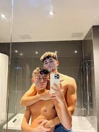 Your Favourite Gay Couple @nickandant_ - Twitter Profile | Sotwe