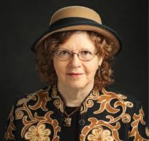 Diana Pearce's Instagram, Twitter & Facebook