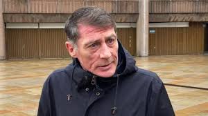 Alan Whitfield's Instagram, Twitter & Facebook