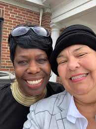 Hey guy's, I'm trying to find my classmates. I left jamaica in 1987. I was  in 8th grade at Saint Cathrine High. I'm fuzzy