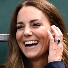 Prince william proposed to kate middleton in kenya in october 2010 by offering her the engagement ring that belonged to his mother, diana, princess of wales. Whyahddejttr M