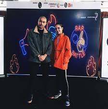 Lagu melayu popular 2 years ago. Biodata Dan Latar Belakang Penyanyi Aman Ra Iluminasi