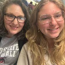 Dena Scott's Instagram, Twitter & Facebook