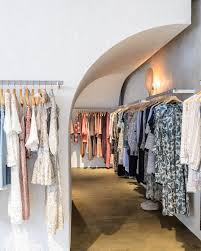 High St The White Light Our New High Street Armadale Store Is Now Open X Melbourne Highst Zimmerman Retail Space Retail Design Australian Fashion Designers
