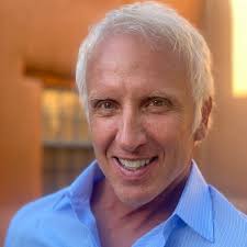 Tom Abrams's Instagram, Twitter & Facebook