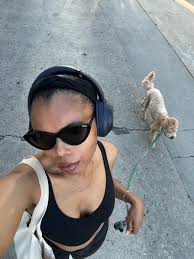 Sydney Battle (@sydbattle) • Threads, Say more