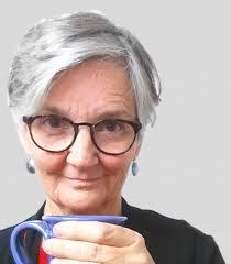 Lora Teague's Instagram, Twitter & Facebook