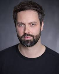 Chris Brett's Instagram, Twitter & Facebook