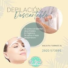 Andrea Aman's Instagram, Twitter & Facebook