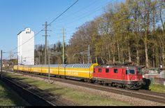 Railpictures Net Photo 420 272 Sbb Re 420 At Winterthur Switzerland By Georg Trub In 2020 Winterthur Photo Location Train