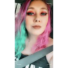 While stopping for a beverage at Starbucks, a #NHSP #Trooper was handed  this note from the Barista who said it was from a 👧 in the previous 🚘.  Although it might look