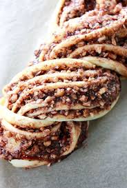 Nusszopf Brioche Tressee Aux Noisettes Les Gourmandises De Amela Recettes De Cuisine Recette Kitchenaid Artisan Cuisine Et Boissons
