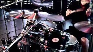 The pronunciation of one ok rock is wanokurokku (ワンオクロック) which sounds like one o'clock. One Ok Rock Re Make Official Music Video Youtube