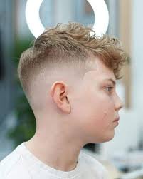 Here, we have collected a list of the best boy's haircuts for 2021. Coolest Boys Haircuts For School Allnetarticles