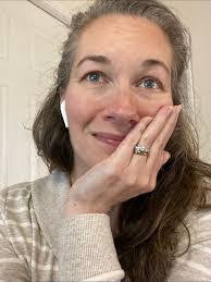 Lisa Coviello's Instagram, Twitter & Facebook