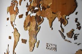 Avião de madeira pequeno sobre o mapa náutico do mundo. Mapa Mundi Para Parede Painel Em Madeira 5 Tons 2 00x180m No Elo7 Allis Corte E Gravacao A Laser 1391bb0