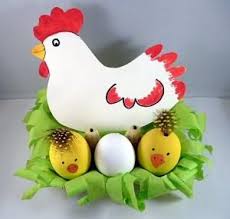 Bastelsachen Ostern Henne Kuken In Eierwabe Diy Ostern Osternest Basteln Basteln