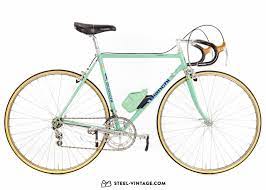 Bianchi road bikes are designed for style and function whether that function is pleasure, commute or racing. Pin On Bianchi Bicycle