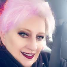 Watch Fany López Live Stream