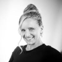 Lisa Peavey's Instagram, Twitter & Facebook