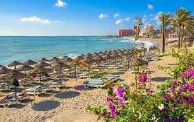 The costa del sol is a long stretch of mediterranean coastline in the andalucia region of southern spain. Ferienwohnungen Ferienhauser An Der Costa Del Sol Casamundo