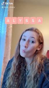Alyssa Dewey's Instagram, Twitter & Facebook