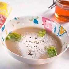 Bouillon De Poularde Et Chataignes Mousse Au Celeri Les Toques D Auvergne Celeri Chataigne Mousse
