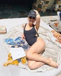 She rose to prominence for her performance in the film almost famous (2000). Kate Hudson In Swimsuit Instagram Photos 05 27 2020 Hawtcelebs