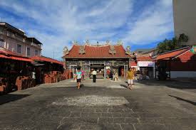 Situated at pitt street, it was first built in 1728, making it penang's oldest taoist temple. Kuan Yin Teng Goddess Of Mercy Temple George Town