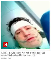 Rare photo of Chin glaring at Troy after he her called "bilog"😂😂 ር?