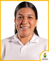 Erika Buitrago's Instagram, Twitter & Facebook