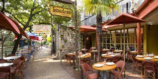 images?q=tbn:ANd9GcSN9b3Ojc17qVcv0xSGyEf0ySComLljseislx TJUVM0lCvy1vqRUBSTgq98fSlhC1a BU&usqp=CAU Restaurants on San Antonio Riverwalk
