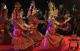 Sumatera selatan / sumsel tari tradisional : Tari Gending Sriwijaya Majalahteras Com