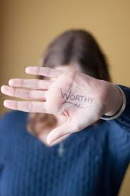 2 you q know when i sit down and when i rise up; 10 Bible Verses On Body Image