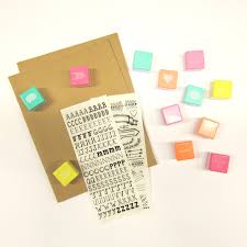 Bij Hema Vind Je Alles Om Je Schoolspullen Echt Bij Jou Te Laten Passen Met Deze Stempels En Stickers Versier Je Je Schriften Schoolspullen School Diy School