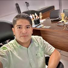 Dr. Samuel Avalos Comparan
