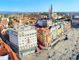 Zagreb got its start as two medieval fortress towns atop hills overlooking the sava river, and was reborn in the baroque period as center of business, perfectly located on routes connecting central europe to the adriatic sea. Zagreb Croacia Continental Guia De Viaje De Bestofcroatia Eu