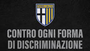 Due to financial problems in the 2000s, leading to bankruptcy the club has disappeared and reemerged under new names as parma fc spa and ssd parma calico 1913. Parma Calcio Contro Ogni Forma Di Discriminazione Ecco La Maglia Speciale Video