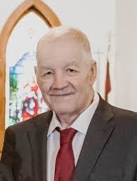 Dennis Gallion's Instagram, Twitter & Facebook