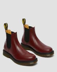 Today, dr martens has retained its trademark designs but added a fresh, contemporary twist with the addition of coloured soles, soft suedes, bright colours and bold prints. Ø§Ø²Ø¯Ø­Ø§Ù… Ø§ÙƒØªØ¸Ø§Ø¸ Ø§Ø­ØªÙ‚Ø§Ù† Ø·Ø¨Ù‚ Ø§Ù†Ù‚Ø·Ø¹ Ø§Ù„Ø§ØªØµØ§Ù„ Dr Martens Chelsea Boots Herren Cabuildingbridges Org