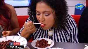 Video: Migrante que rechazó frijoles estrena look y hasta programa de TV